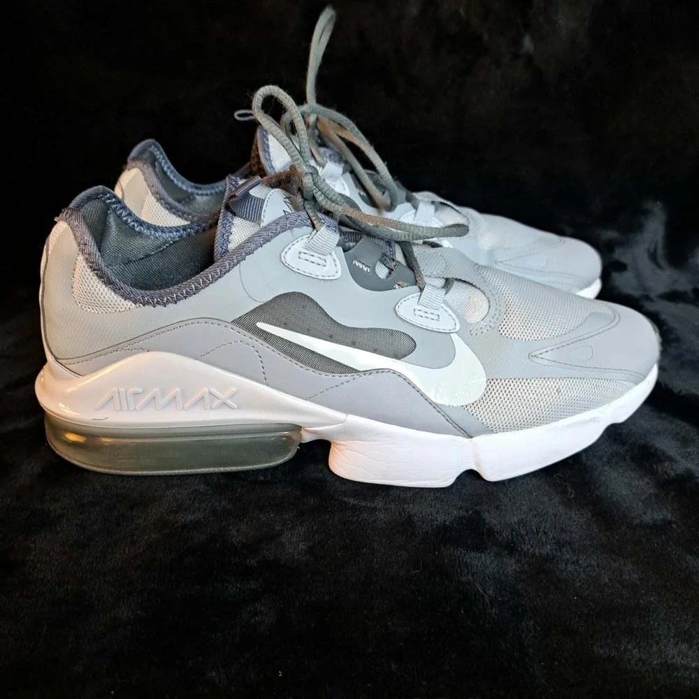Nike Air Max Infinity 2 Pure Platinum Wolf Grey CU9452-007 Mens Size 10.5